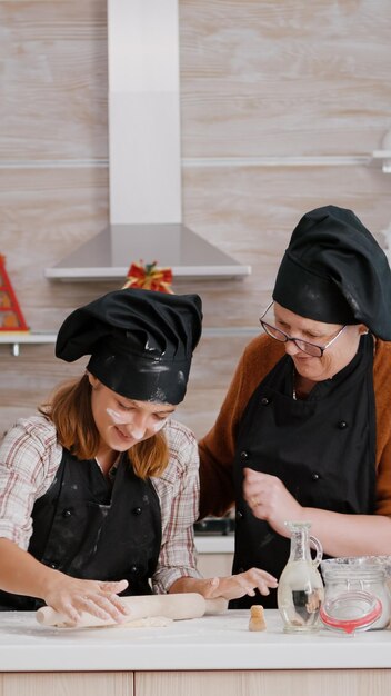 Zespół kucharzy i redaktorów